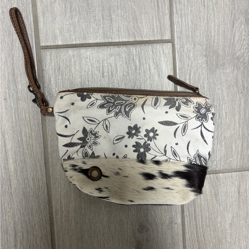 Mayra Cosmetic Bag – Upper Canvas Floral Print with Cowhide Accent